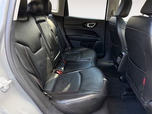 Used 2022 Jeep Compass Trailhawk w/ Trailhawk Elite Group image 13