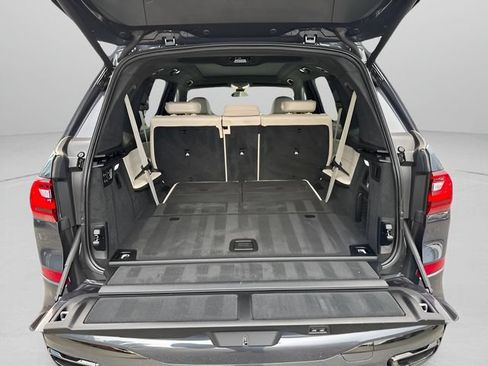 Used 2021 BMW X7 M50i w/ Cold Weather Package AWD/4WD image 23