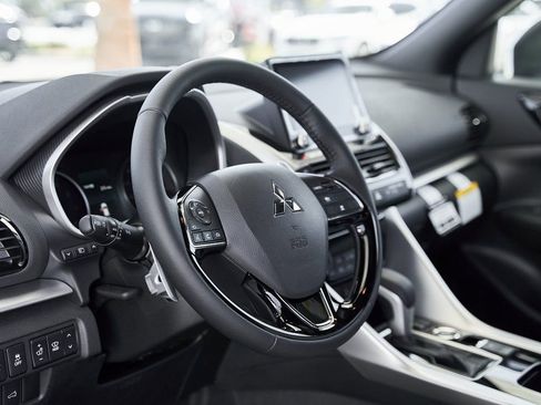 New 2026 Mitsubishi Eclipse Cross SEL image 21