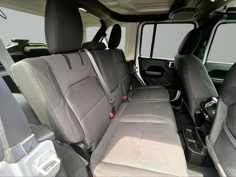 Used 2023 Jeep Wrangler Unlimited w/ 8.4" Radio Group AWD/4WD image 14