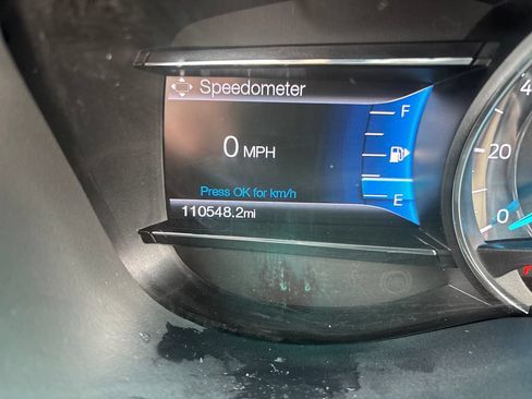 Used 2016 Ford Explorer XLT w/ Equipment Group 202A FWD image 18