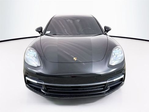 Used 2019 Porsche Panamera 4 w/ Premium Package image 9