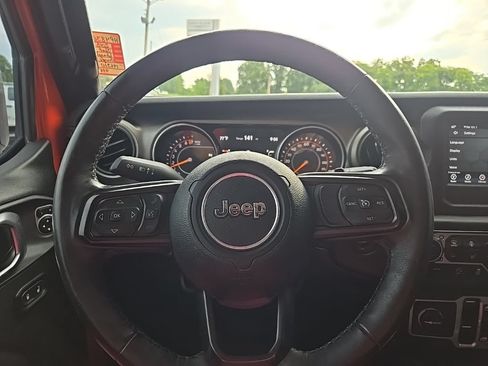 Used 2018 Jeep Wrangler Unlimited Sport S AWD/4WD image 37