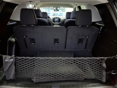 Used 2019 Chevrolet Traverse LT image 11