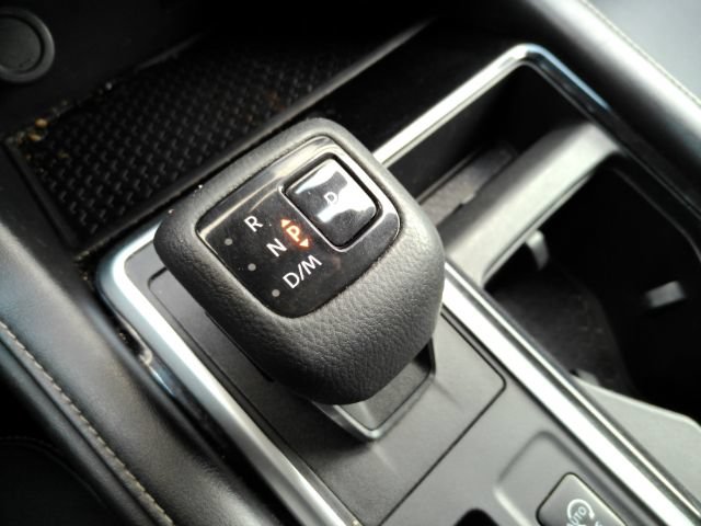 Used 2022 Nissan Pathfinder SL w/ SL Black Package FWD image 48