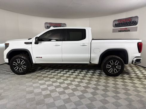 Used 2022 GMC Sierra 1500 AT4 w/ AT4 Premium Package image 7
