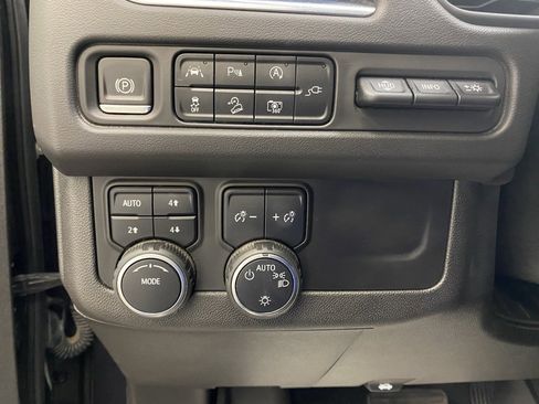 Used 2022 Chevrolet Tahoe High Country image 36