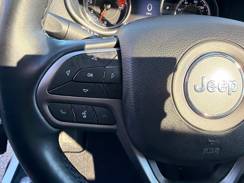 Certified 2021 Jeep Cherokee Limited w/ Elite Package AWD/4WD image 22