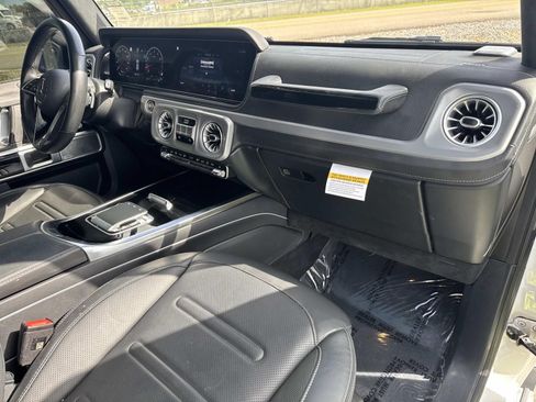 Used 2025 Mercedes-Benz G 550 image 13