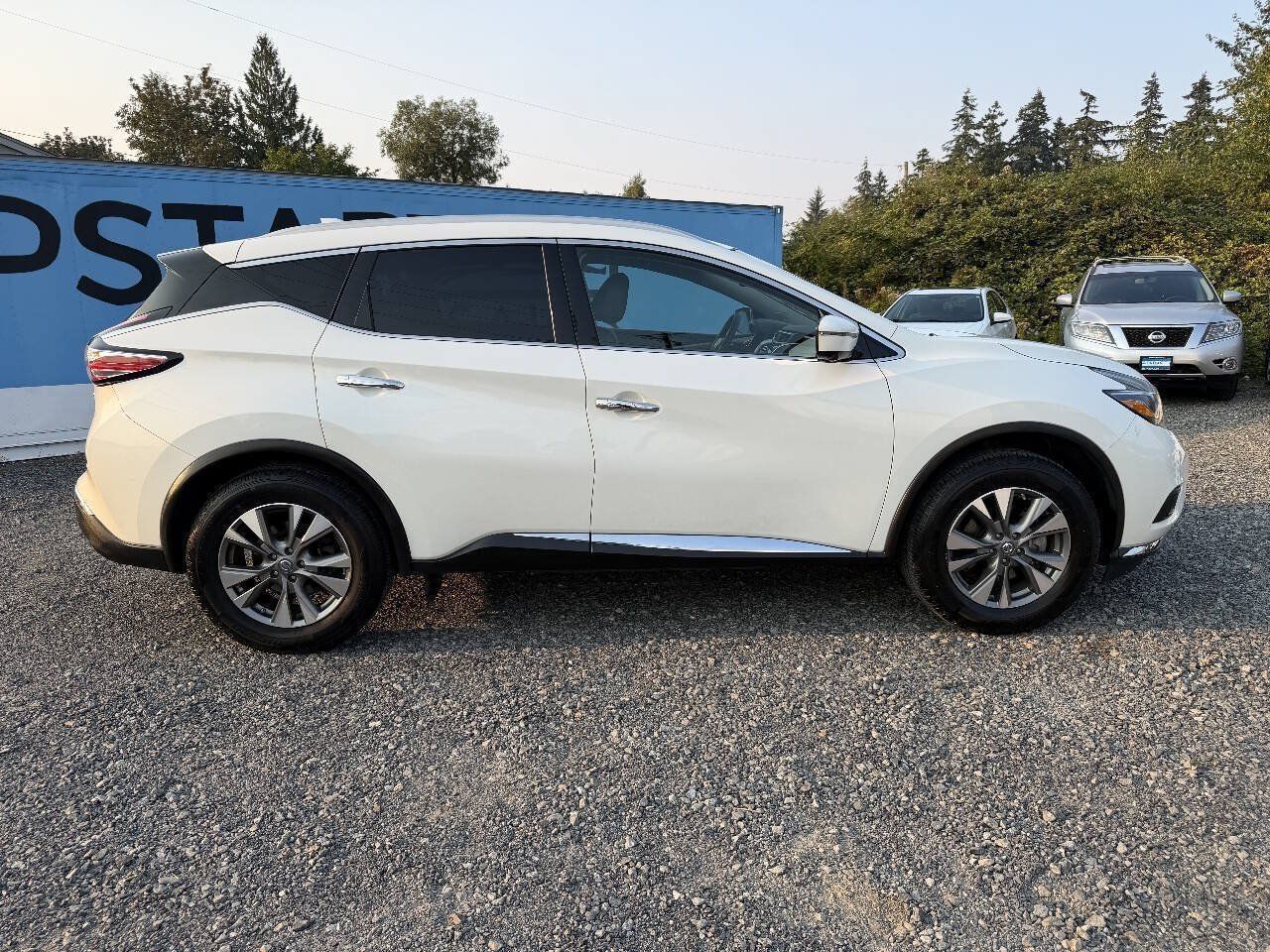 Used 2018 Nissan Murano SL AWD/4WD image 2