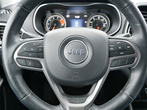 Used 2019 Jeep Cherokee Limited w/ Trailer Tow Group image 25