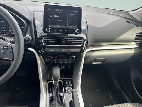Used 2025 Mitsubishi Eclipse Cross LE AWD/4WD image 24