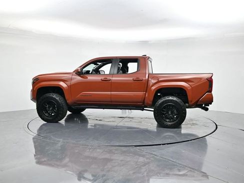 Used 2025 Toyota Tacoma TRD Sport image 7