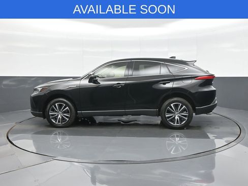 Used 2021 Toyota Venza LE w/ Carpet Mat Package (TMS) AWD/4WD image 4