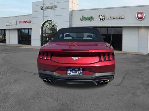 Used 2024 Ford Mustang Convertible RWD image 4