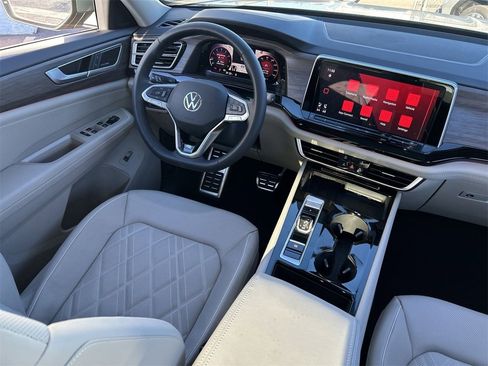 New 2026 Volkswagen Atlas SEL Premium R-Line image 10