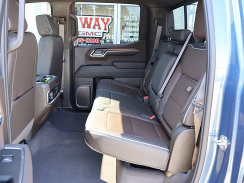 New 2026 GMC Sierra 1500 Denali w/ Denali Reserve Package image 30