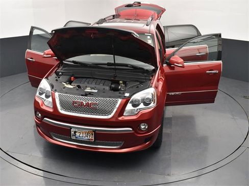 Used 2012 GMC Acadia Denali image 26