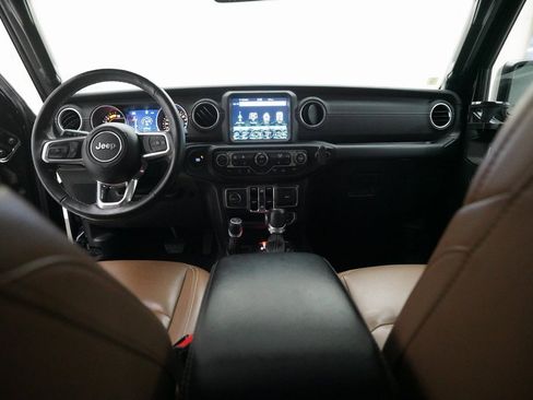 Used 2021 Jeep Wrangler Unlimited Sahara image 5