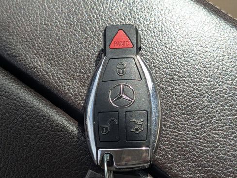 Used 2017 Mercedes-Benz GLE 350 4MATIC image 26