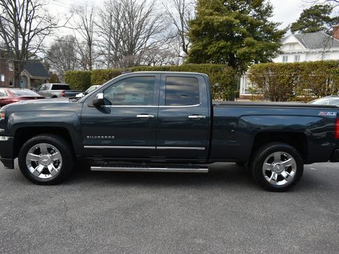 Used 2017 Chevrolet Silverado 1500 LTZ Z71 w/ LTZ Plus Package image 4