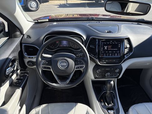 Certified 2021 Jeep Cherokee Limited w/ Elite Package image 20