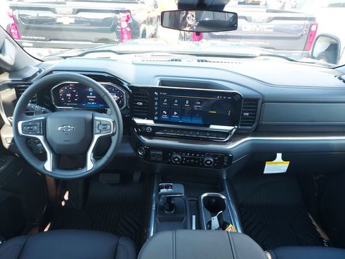 New 2026 Chevrolet Silverado 1500 LT Trail Boss w/ Safety Package AWD/4WD image 15