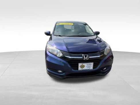 Used 2017 Honda HR-V EX image 10