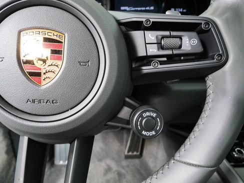 Certified 2024 Porsche 911 Carrera 4S AWD/4WD image 11