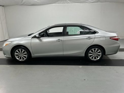 Used 2015 Toyota Camry XLE FWD image 6