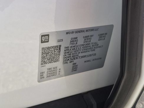 Used 2024 GMC Yukon Denali Ultimate AWD/4WD image 38
