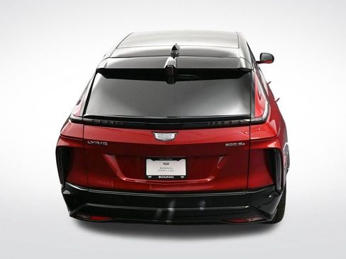 Used 2025 Cadillac Lyriq Sport AWD/4WD image 19