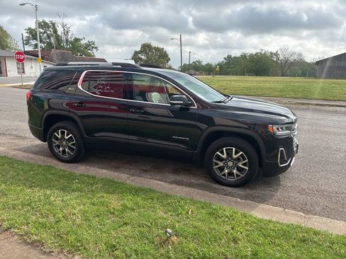 Used 2023 GMC Acadia SLT image 7