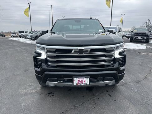 Used 2024 Chevrolet Silverado 1500 High Country image 17