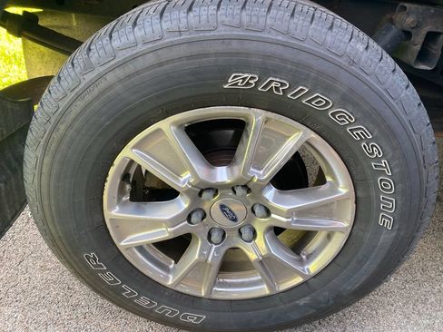 Used 2016 Ford F150 XLT w/ Equipment Group 301A Mid AWD/4WD image 7