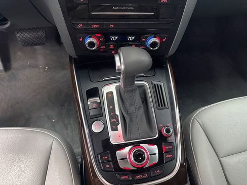 Used 2015 Audi Q5 2.0T Premium Plus w/ Technology Package AWD/4WD image 16