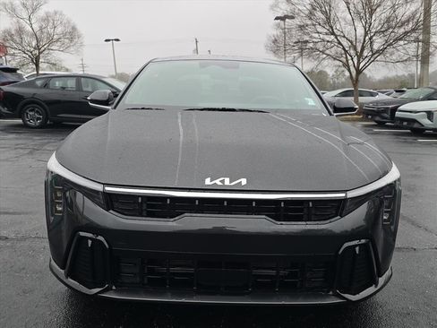 New 2025 Kia K4 GT-Line image 8