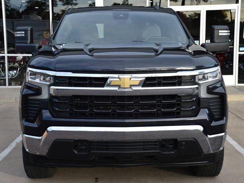 Used 2022 Chevrolet Silverado 1500 LT w/ Max Trailering Package image 3