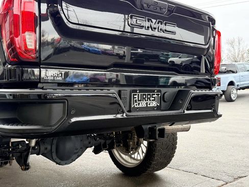 Used 2022 GMC Sierra 2500 AT4 w/ AT4 Premium Plus Package image 8