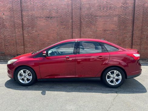 Used 2014 Ford Focus SE image 6