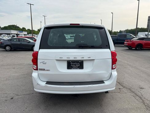 Used 2014 Dodge Grand Caravan American Value Package FWD image 4