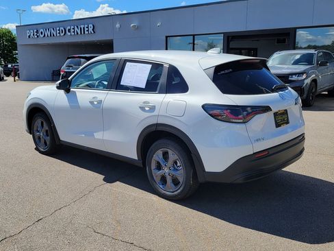 Used 2026 Honda HR-V LX image 3
