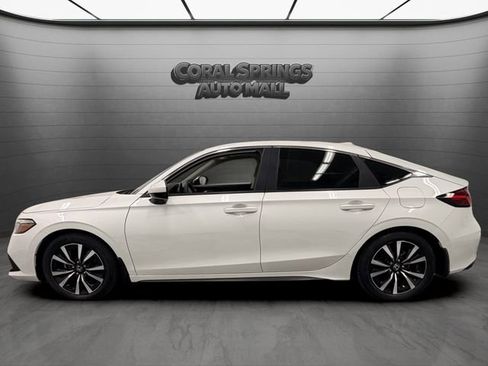 Used 2024 Honda Civic EX-L image 2