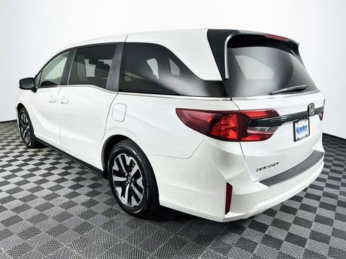 Used 2025 Honda Odyssey EX-L image 4
