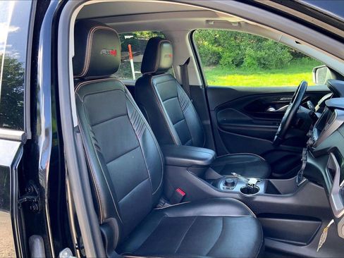 Used 2023 GMC Terrain AT4 AWD/4WD image 7