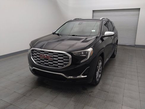 Used 2018 GMC Terrain Denali w/ Advanced Safety Package image 15