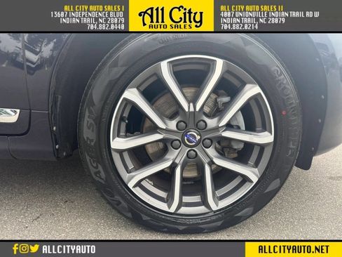 Used 2017 Volvo XC60 T6 Dynamic w/ Preferred Option Package AWD/4WD image 35