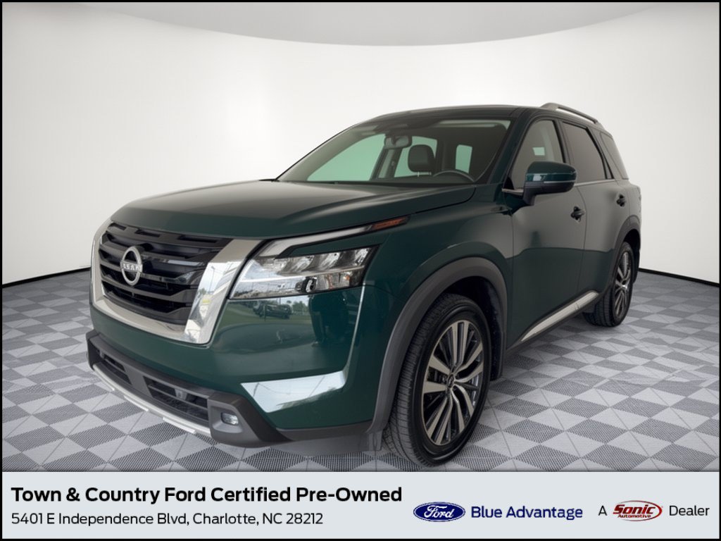 Used 2022 Nissan Pathfinder Platinum w/ Cargo Package AWD/4WD image 1