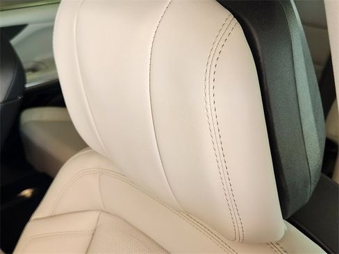 New 2025 Lincoln Navigator Reserve image 14