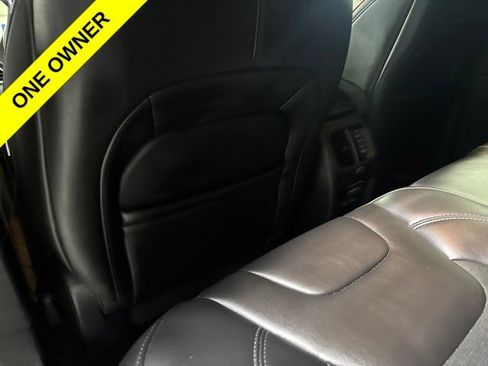 Used 2019 Jeep Cherokee Latitude Plus AWD/4WD image 26